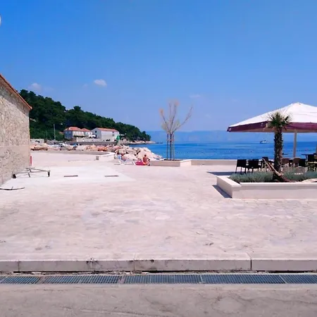 Apartament With A Parking Space Jelsa, Hvar - 4002 Jelsa (Hvar)