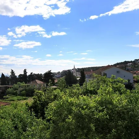 Apartament With A Parking Space Jelsa, Hvar - 4002 Jelsa (Hvar)