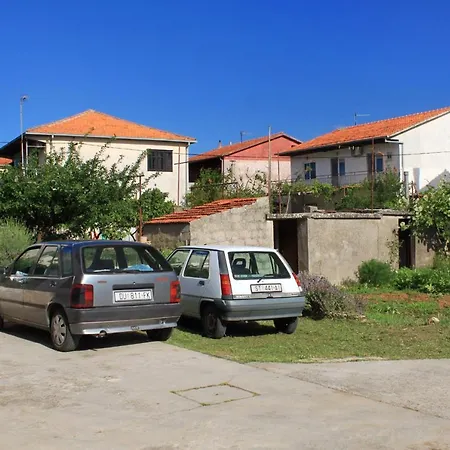 With A Parking Space Jelsa, Hvar - 4002 젤사